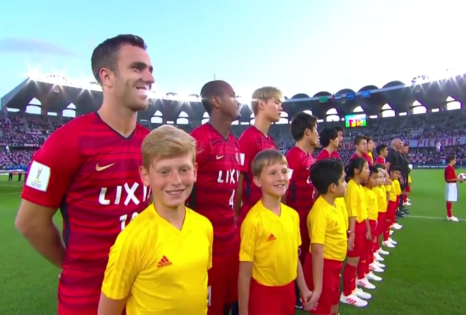 AI这次又“抢”了谁的饭碗？直播间里的数字人